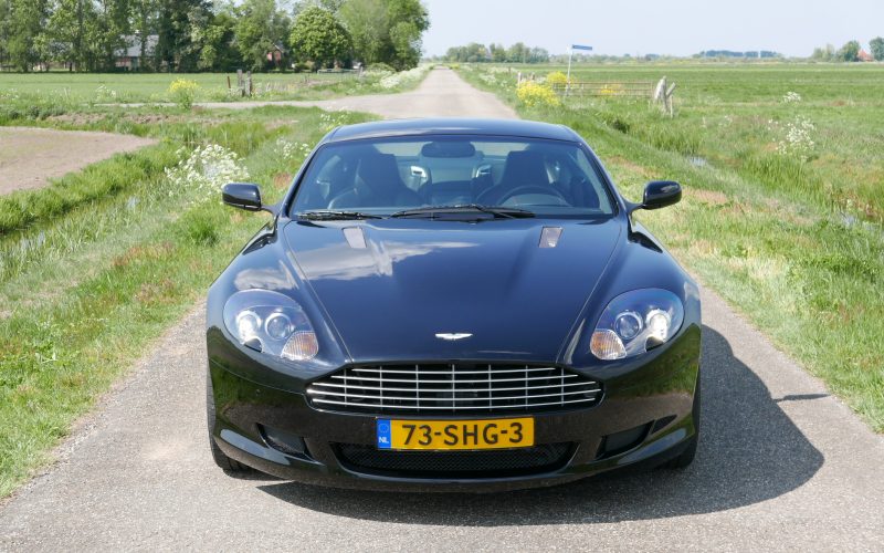 Aston Martin Db9 Carrosso