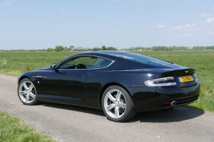 Aston Martin DB9