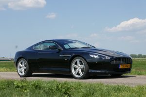 Aston Martin DB9