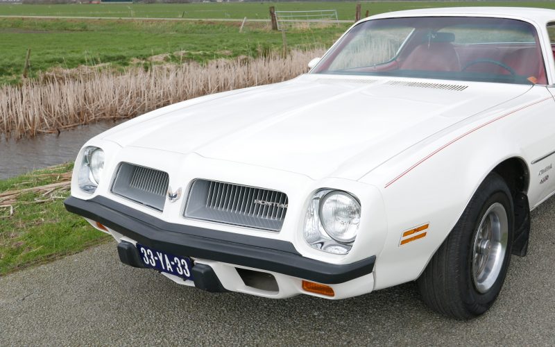 Pontiac Firebird Esprit