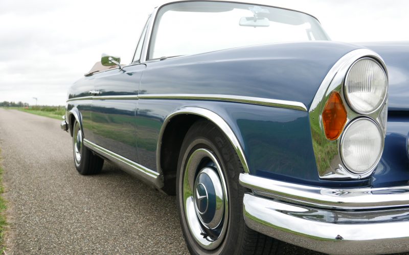 Mercedes-Benz 250SE cabriolet