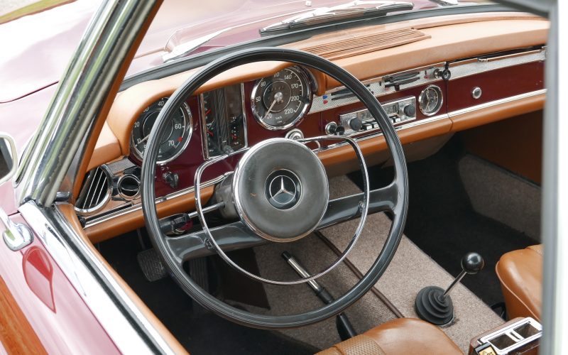 Mercedes Benz 230 SL Pagode