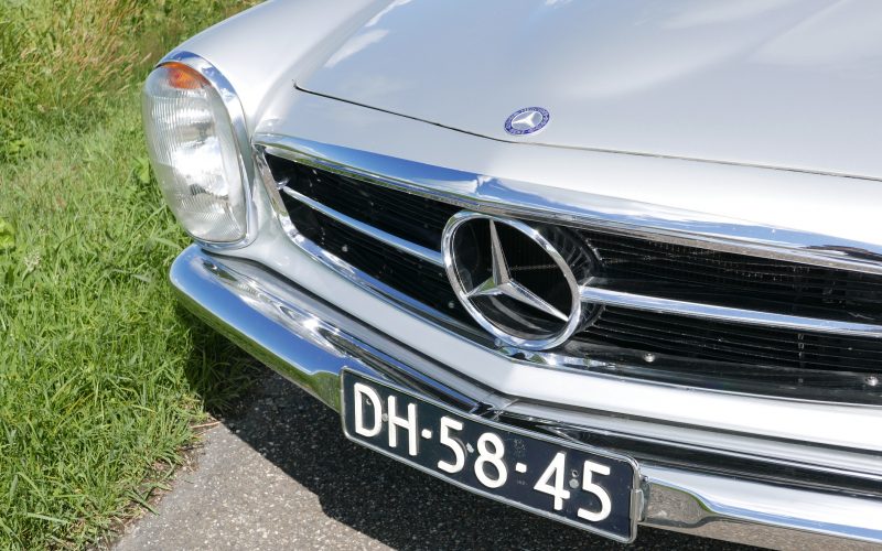 Mercedes-Benz 230SL Pagode