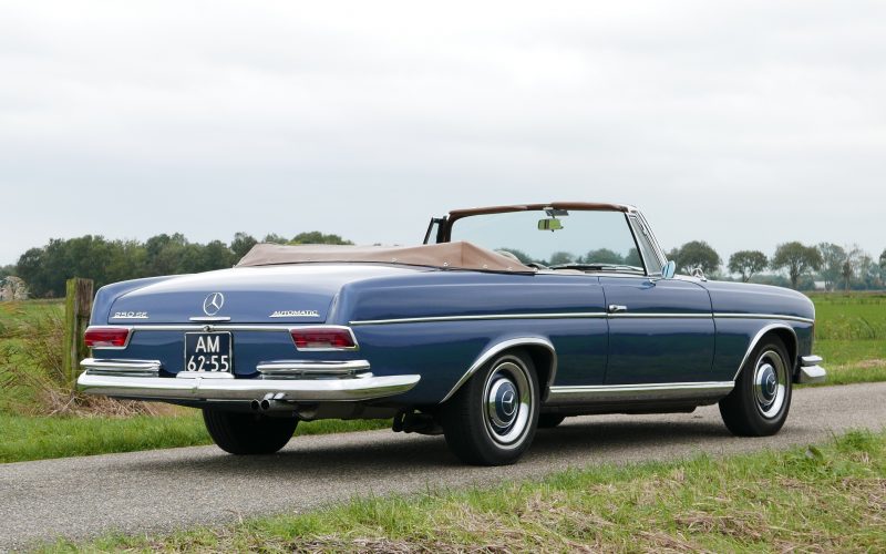 Mercedes-Benz 250SE cabriolet