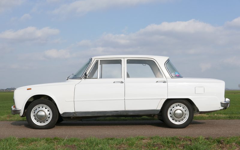 Alfa Romeo Giulia 1300 Super