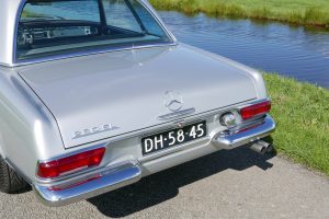 Mercedes-Benz 230SL Pagode