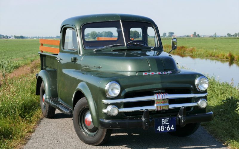 Dodge B3B - 108 Pick-up