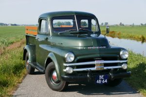 Dodge B3B - 108 Pick-up