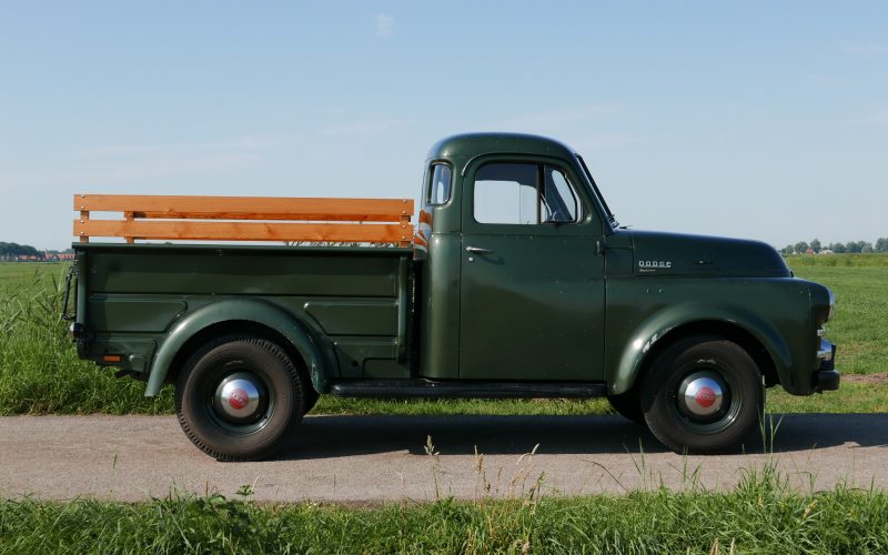 Dodge B3B - 108 Pick-up