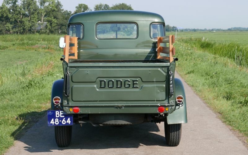 Dodge B3B - 108 Pick-up