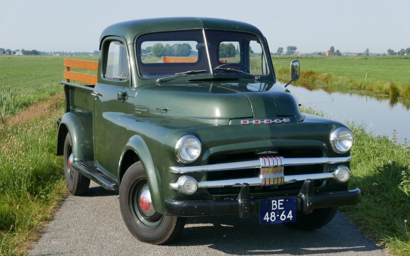 Dodge B3B - 108 Pick-up