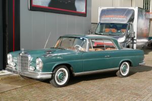 Mercedes-Benz 220 SE Coupé