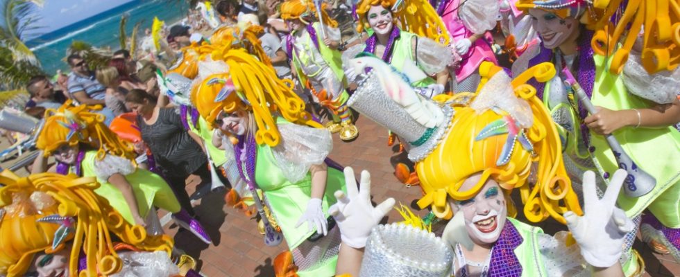 Carnaval de Día 2019 en Las Palmas | Carroza Carnaval Canario