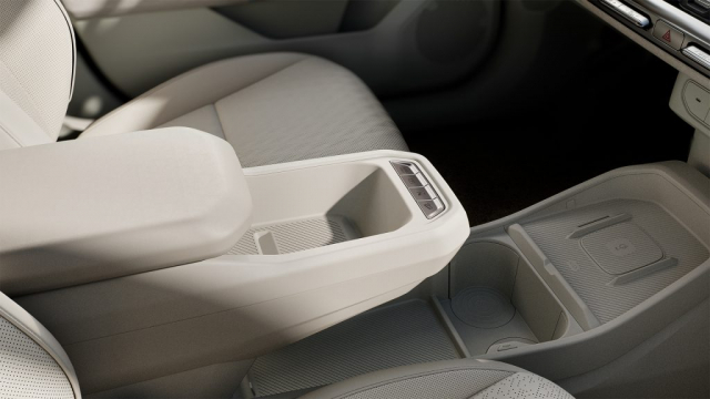 kia-ev4-hatchback-int-static-digital-1920×1080-2