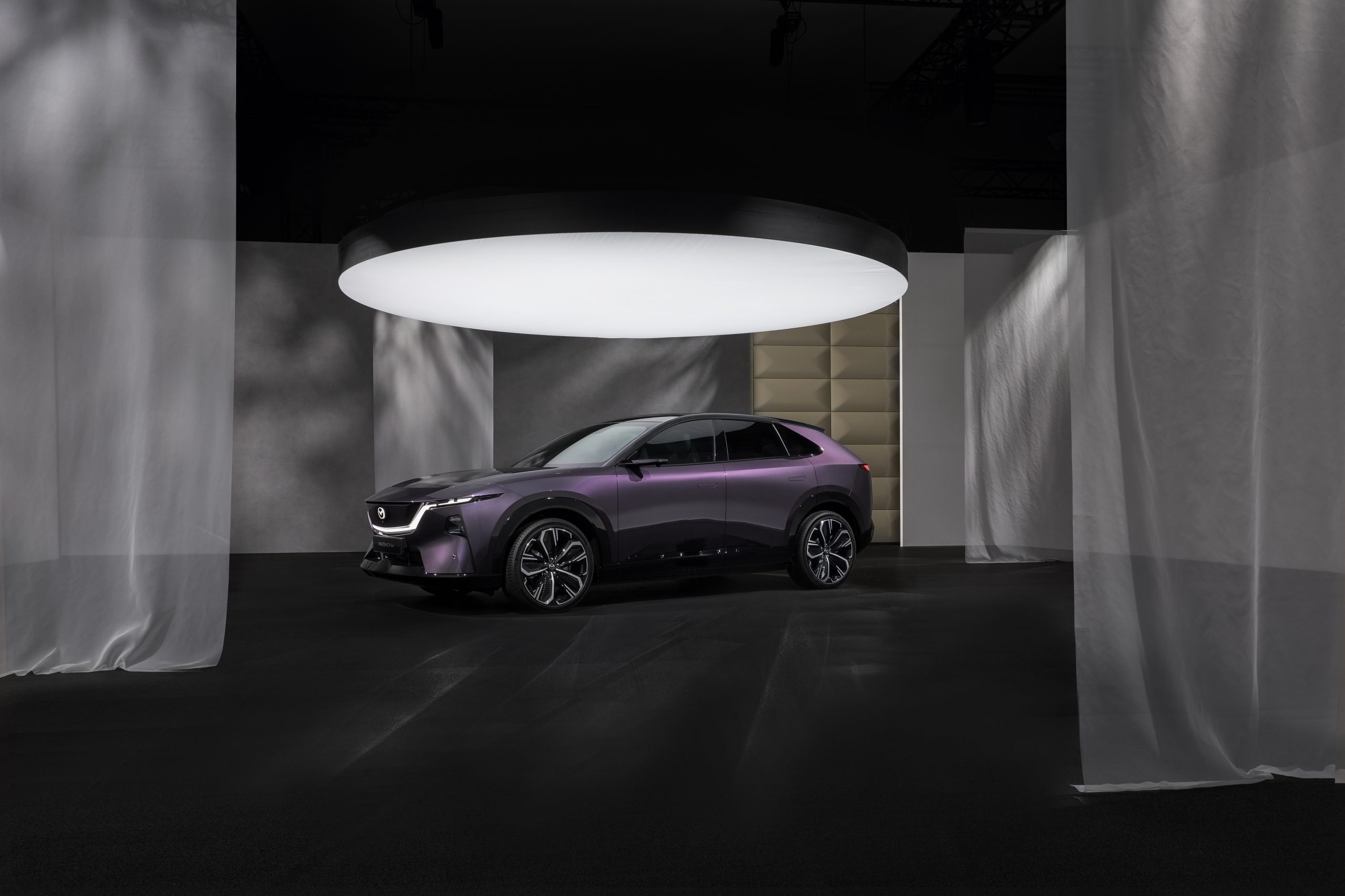 Mazda stelt nieuwe CX-6e voor aan Belgische pers