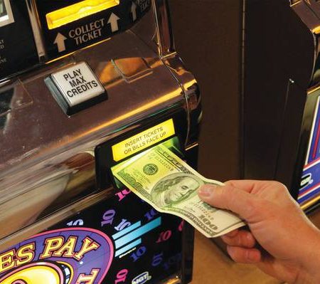 Can You Put Fake Money In A Slot Machine?