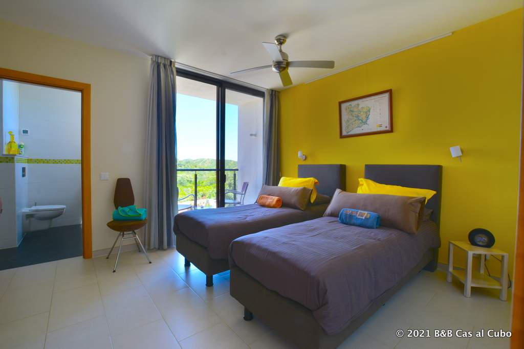 Junior suite Papa Figos bed en breakfast Cas al Cubo