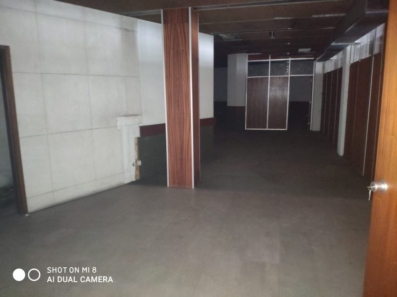 Loja na Rua da Manutenção Militar em Coimbra