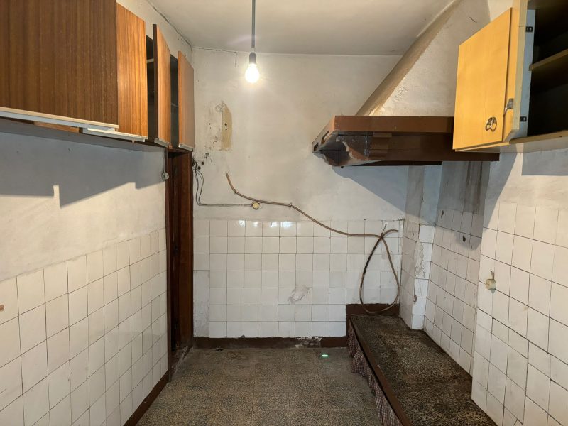 Moradia às portas da cidade (a necessitar de intervenções)
