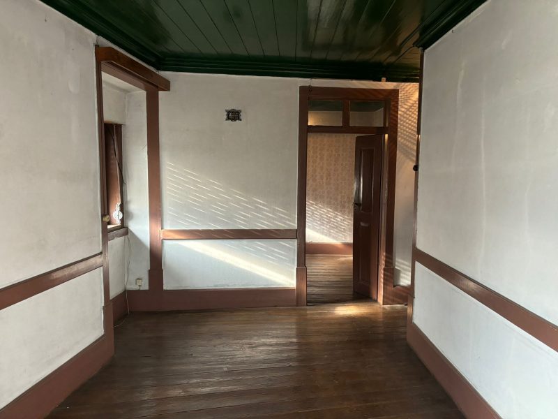 Moradia às portas da cidade (a necessitar de intervenções)