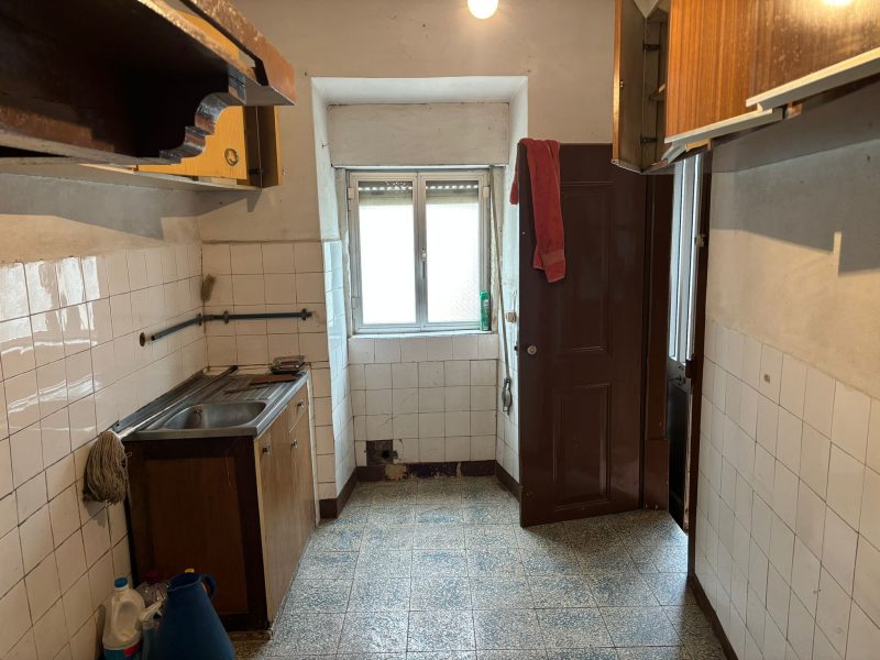 Moradia às portas da cidade (a necessitar de intervenções)