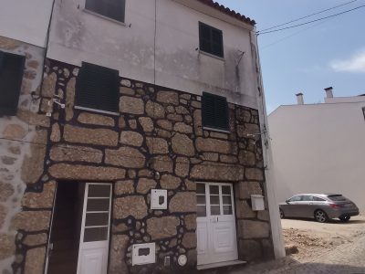 Imóvel do Banco, Moradia em Candosa, Tábua