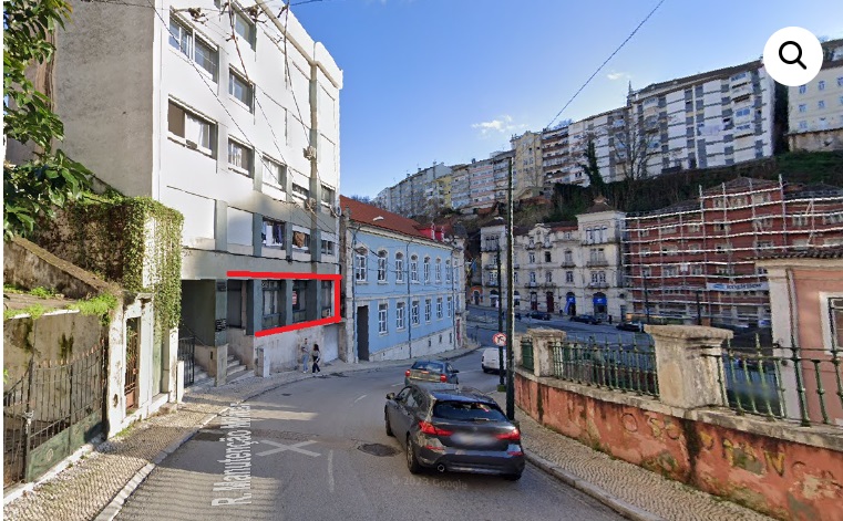 Loja na Rua da Manutenção Militar em Coimbra