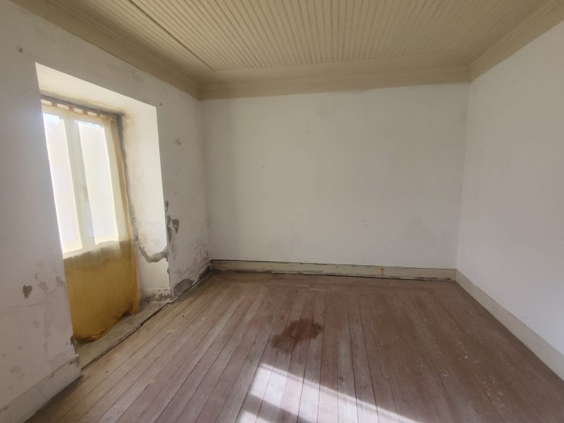 Moradia T3+Sótão em Carapinheira, Montemor