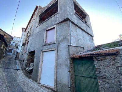 Moradia para Reconstruir em Fajão – Serra do Açor