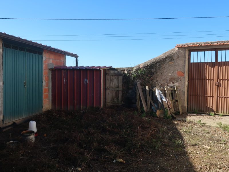 Moradia T3 em São Martinho da Cortiça