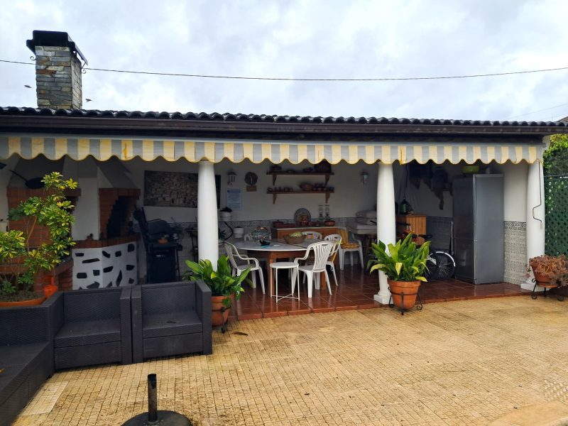 Moradia T5 mais 2 estudios