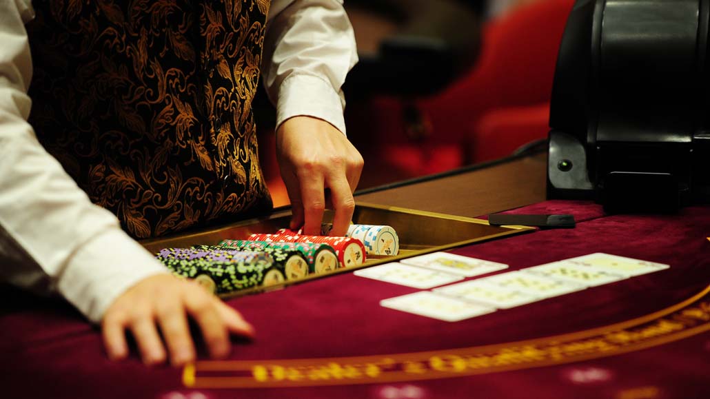 How can I ensure responsible gambling while on the casino floor?