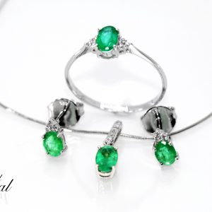 Gemstone jewelry set