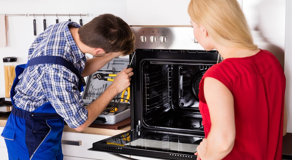 Why A Commercial Kitchen Oven Repair is Essential For Your Kitchen?