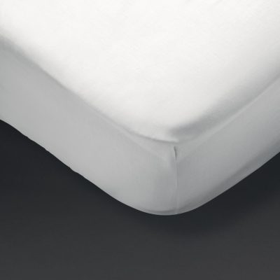 Mitre Essentials Pyramid Fitted Sheet White Super King