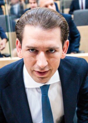 Som ett gäng stekare som tror sig äga världen – om Sebastian Kurz chattande i SvD