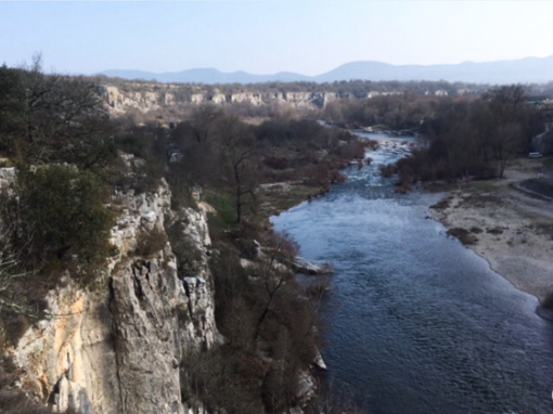 Picture of the river Chassezac in Chassagnes