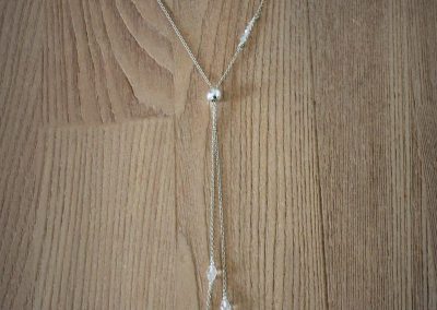 Mariage!  Collier de dos en argent et perles de cristal