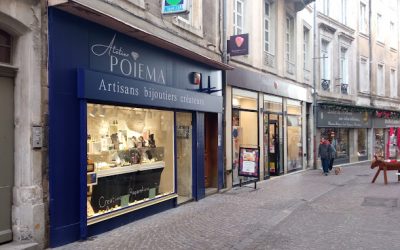 Mes bijoux voyagent chez Poiema, boutique-atelier à Tournon sur Rhône