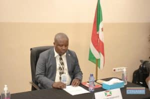 Visite-d’imprégnation-de-la-CRF-de-la-République-du-Burundi-au-sein-de-la-CENAREF-4