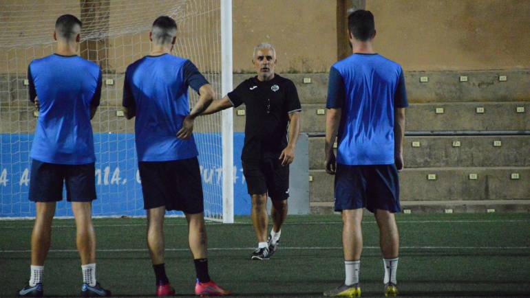 El CF Gandia visita el Municipal de La LLometa para enfrentarse al Muro CF