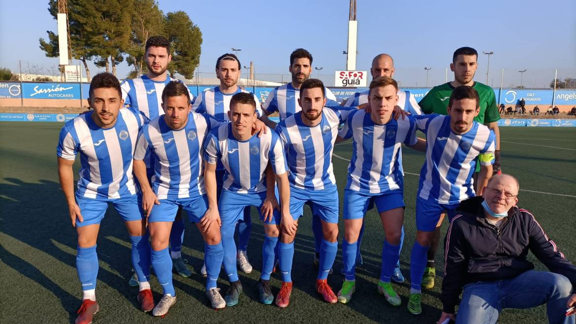 EL CF Gandia cae con orgullo en los dieciseisavos de final de La Nostra Copa ante el UE Tavernes (1-2)