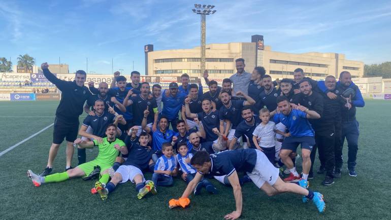 El CF Gandia sella el campeonato en el Clariano (1-1)