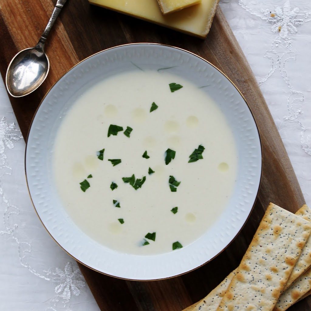 Ostesuppe med comtè