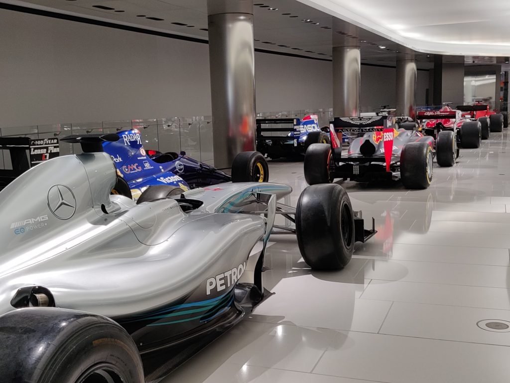 A line of F1 cars