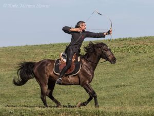 Read more about the article Horseback Archery – The Real Sport of Kings