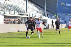 SV-Wehen-Wiesbaden-Hallescher-FC-28