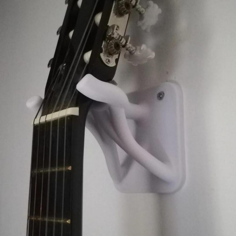 Guitar wall mount/holder/hanger
