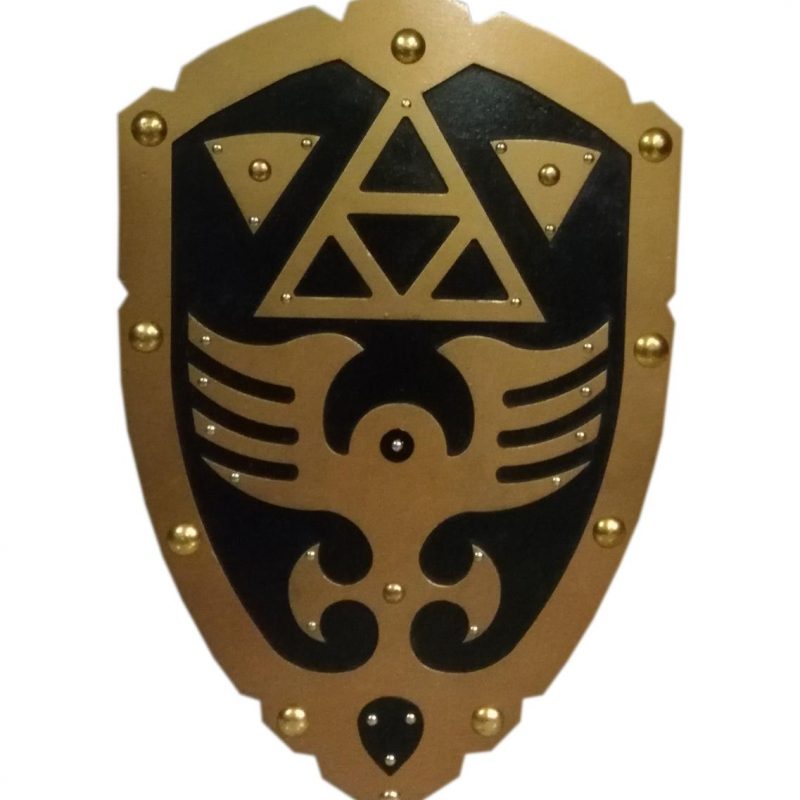 Wooden Legend of Zelda Curved Shield SWE101