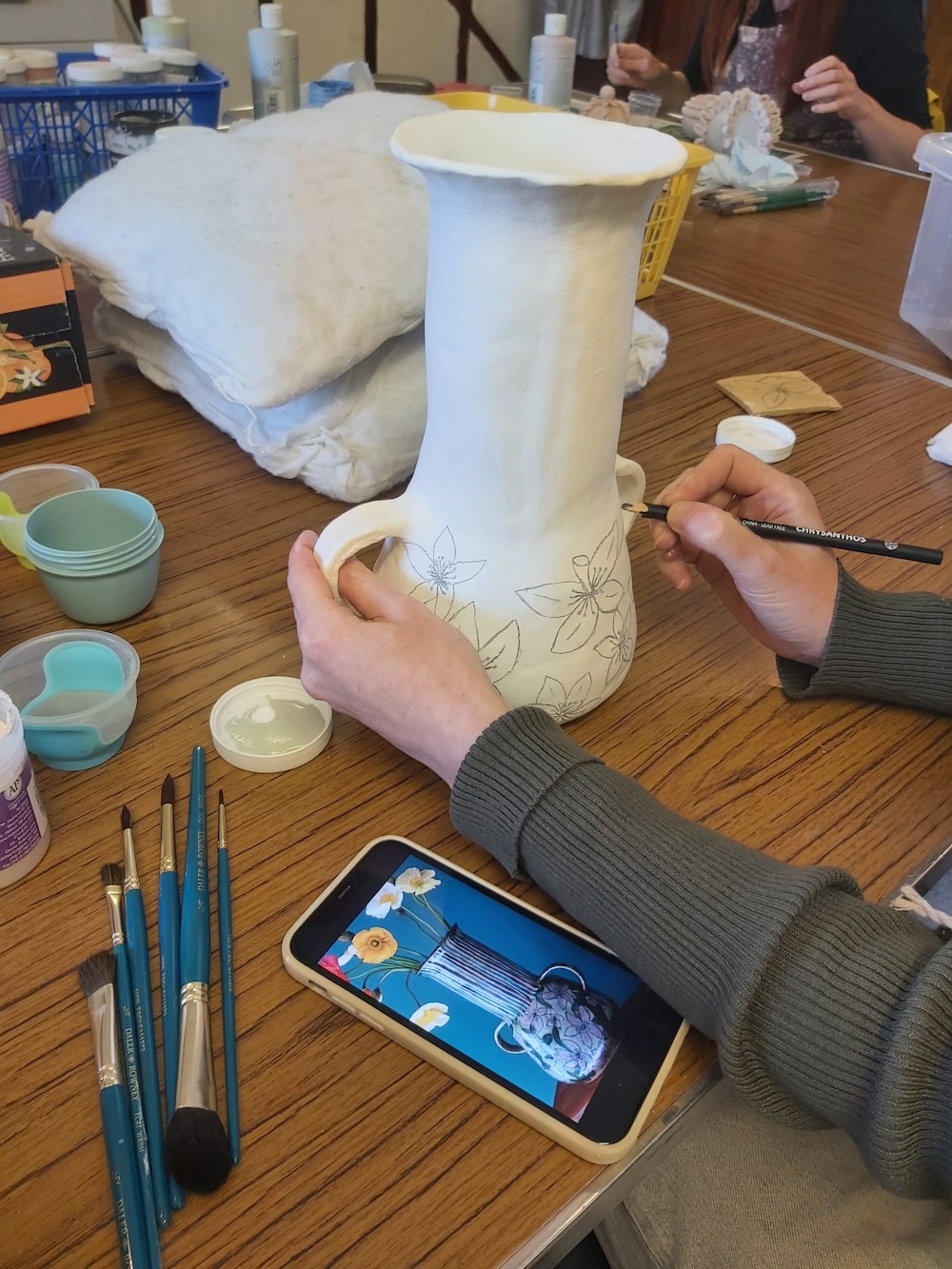 Cheshire Pottery School drop-in clay club